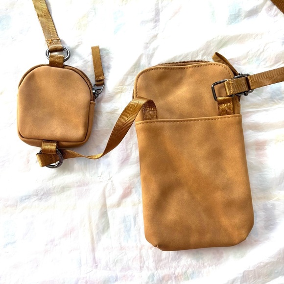 Calia Essentials Only Crossbody vegan leather tan rubbed look. NWOT - Picture 2 of 12